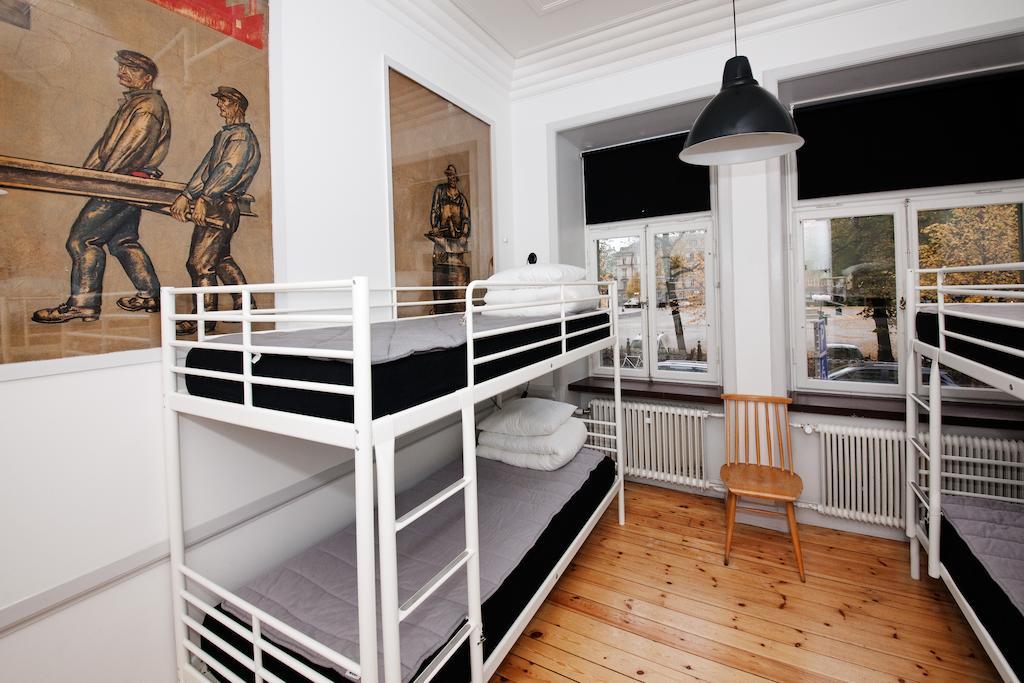 Bed 4-Bed Dormitory Room